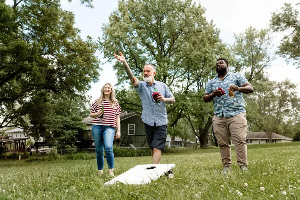 cornhole game